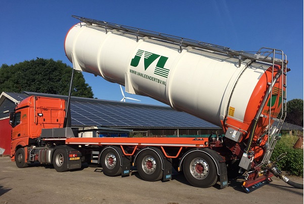 New! Steering tipper trailers from D-TEC